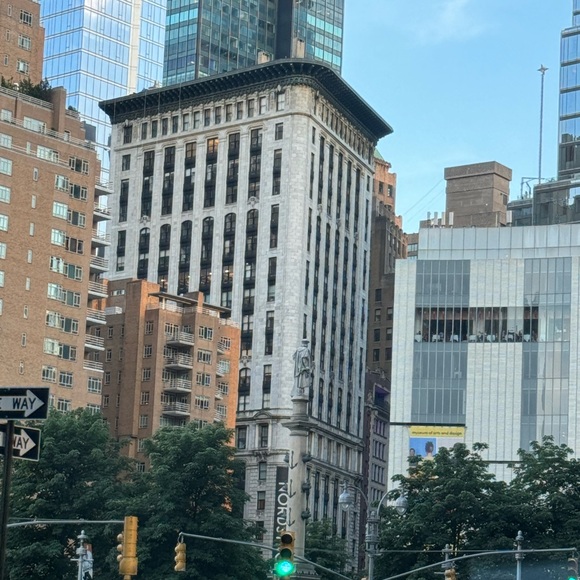 Meet your Posher, Hana - Picture 1 of 1